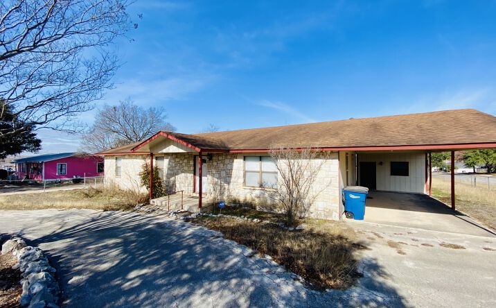 Pictures of Office property located at 1014 W County Line Rd, New Braunfels, TX 78130 for sales - image #1