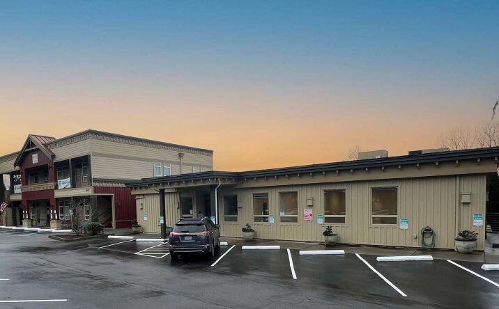 Pictures of Office, Retail property located at 26425 NE Allen St, Duvall, WA 98019 for sales - image #1