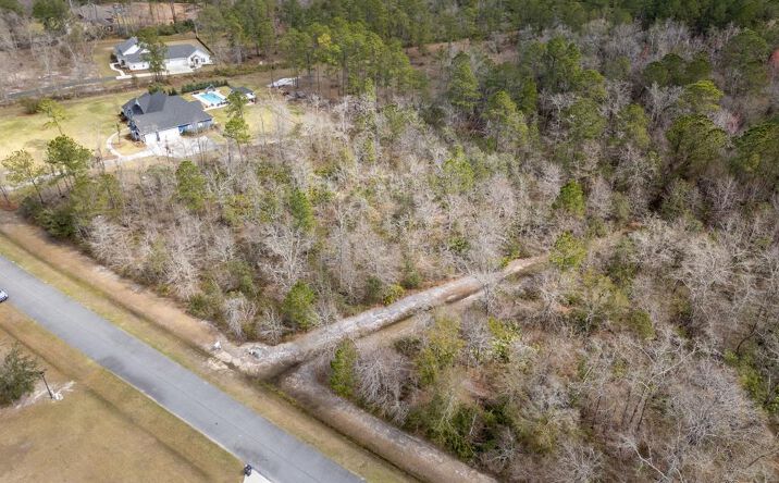 Pictures of Land property located at 6001 Providence Point, Hahira, GA 31632 for sales - image #1