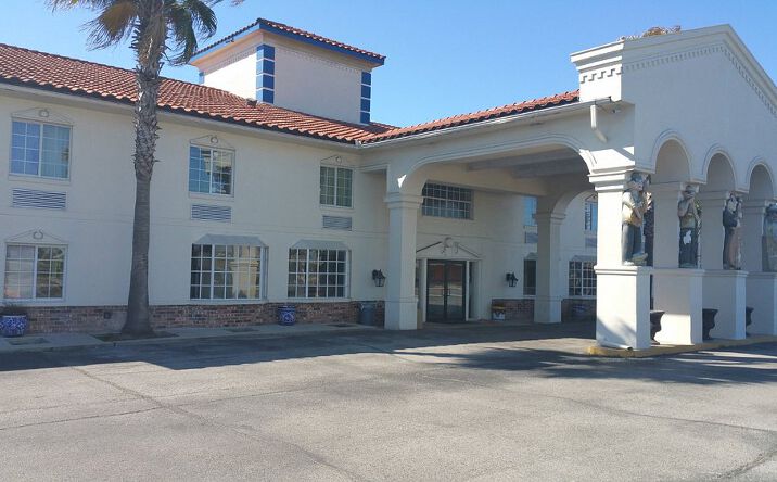 Pictures of Land property located at 1605 N University Ave, Lafayette, LA 70506 for sales - image #1