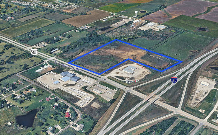 Pictures of Land property located at 2325 E Logan St, Ottawa, KS 66067 for sales - image #1