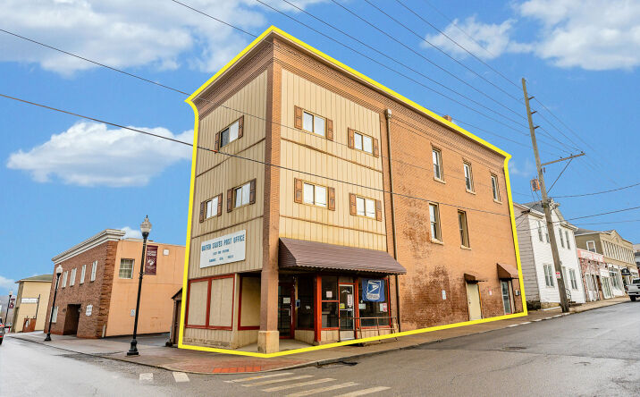 Pictures of Mixed Use, Multifamily, Office, Retail property located at 215 Merchant St, Fairmont, WV 26554 for sales - image #1