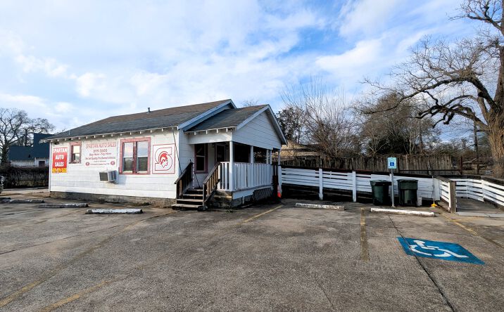 Pictures of Mixed Use, Office, Retail property located at 5710 Concord Rd, Beaumont, TX 77708 for sales - image #1