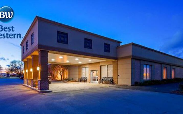 Pictures of Hospitality property located at 2216 27th Ave, Council Bluffs, IA 51501 for sales - image #1