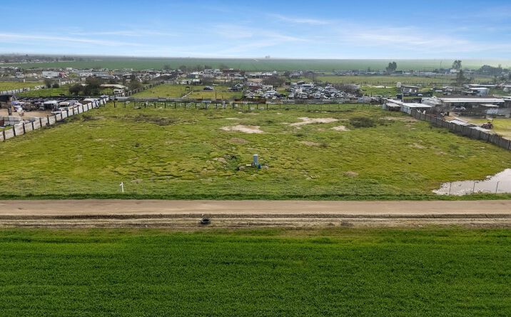 Pictures of Land property located at N Earlimart Ave, Earlimart, CA 93219 for sales - image #1