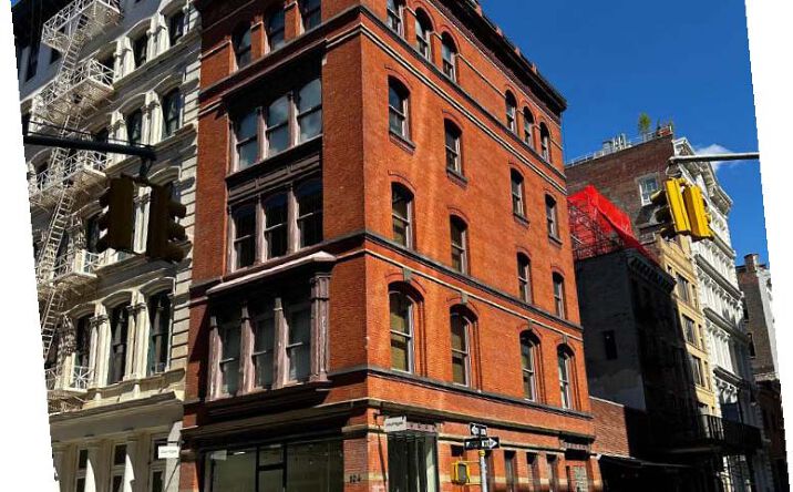 Pictures of Retail property located at 104 Grand St, New York, NY 10013 for sales - image #1