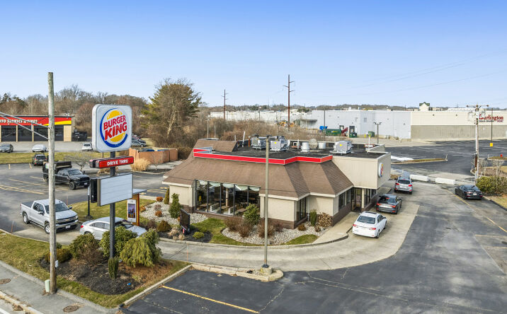 Pictures of Retail property located at 180 Huttleston Ave, Fairhaven, MA 02719 for sales - image #1