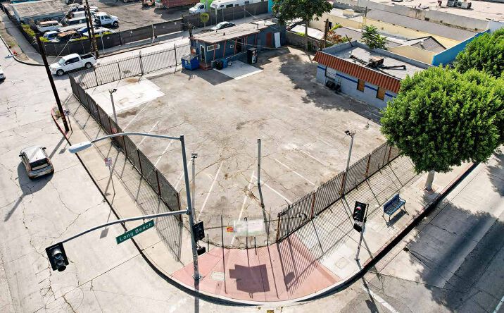 image of property at 310-312 N LONG BEACH BLVD Compton CA 90221-2869