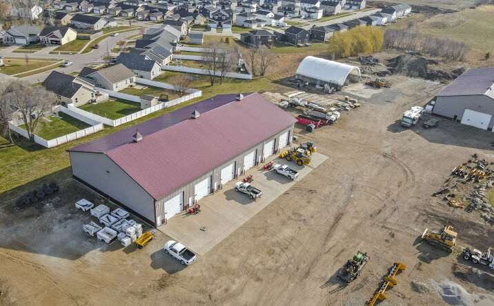 Pictures of Industrial property located at 4231 Alexandra Dr, Waterloo, IA 50702 for sales - image #1