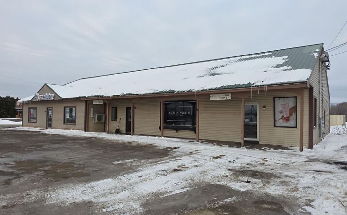 Pictures of Mixed Use, Retail property located at 300 North St, Houlton, ME 04730 for sales - image #1