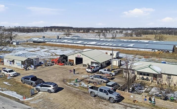 Pictures of Mixed Use property located at 472589 E County Road 660, Watts, OK 74964 for sales - image #1