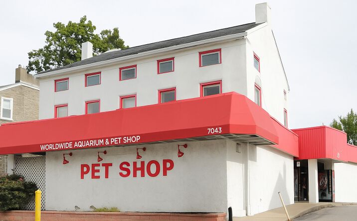 Pictures of Retail property located at 7043 Ridge Ave, Philadelphia, PA 19128 for sales - image #1