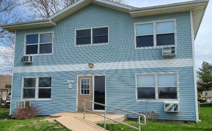 Pictures of Multifamily property located at 206 W SPRUCE Street, Bardolph, IL 61416 for sales - image #1