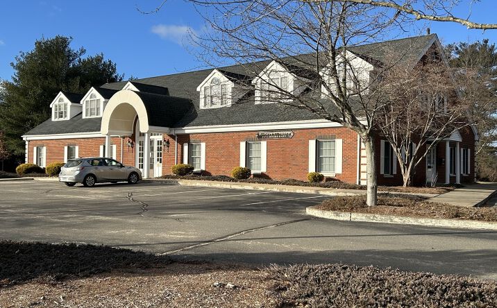 Pictures of Office property located at 7 Taylor Rd, Enfield, CT 06082 for sales - image #1