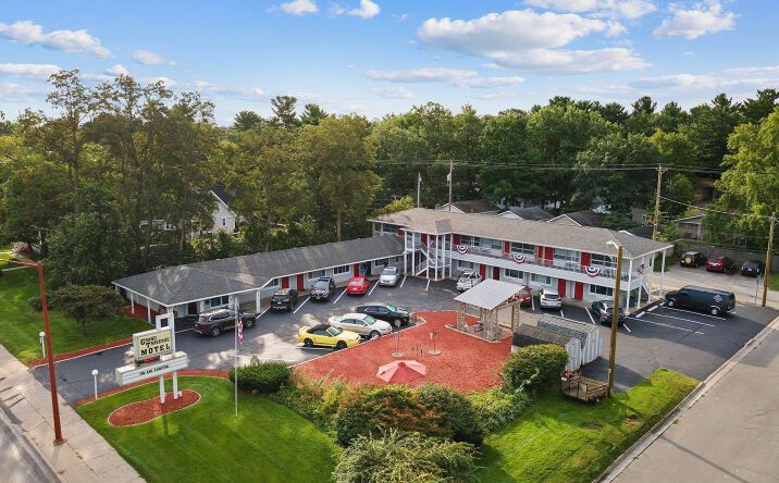 Pictures of Hospitality property located at 1010 E Front Street, Traverse City, MI 49686 for sales - image #1