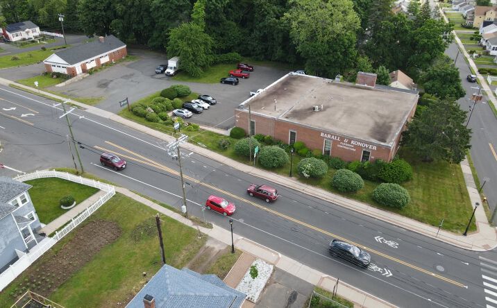 Pictures of Retail, Industrial property located at 714 Blue Hills Avenue, Bloomfield, CT 06002 for sales - image #1