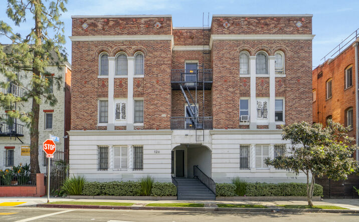 Pictures of Multifamily property located at 124 N Westmoreland Ave, Los Angeles, CA 90004 for sales - image #1