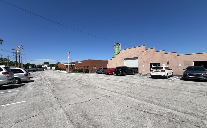 Pictures of Industrial property located at 458 2nd Ave, Tiffin, OH 44883 for sales - image #1