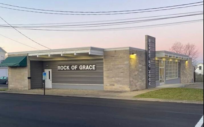 Pictures of Office, Special Purpose property located at 125 N Bank St, Cortland, OH 44410 for sales - image #1