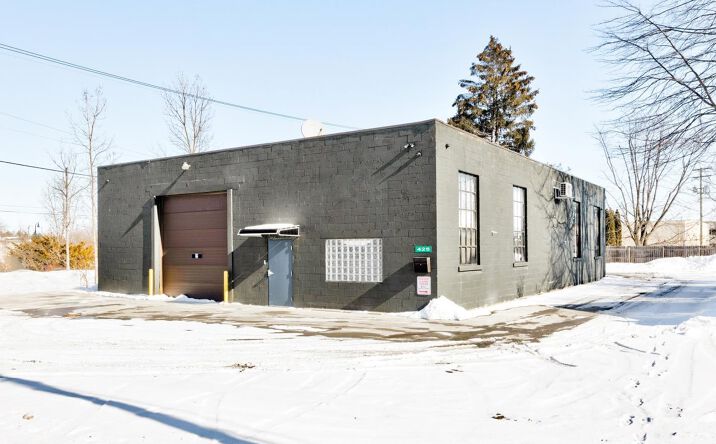 Pictures of Industrial, Mixed Use, Office property located at 425 32nd St, Port Huron, MI 48060 for sales - image #1