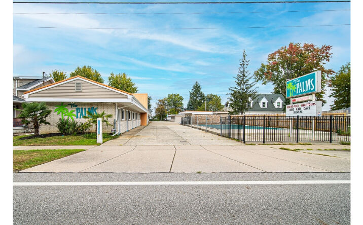 Pictures of Hospitality property located at 5225 Old Lake Rd, Geneva, OH 44041, 5169 Lake Rd E, Geneva, OH 44041 for sales - image #1