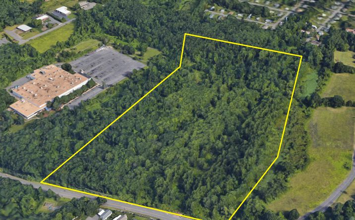 Pictures of Land property located at 145-175 W Queen St, Southington, CT 06489 for sales - image #1