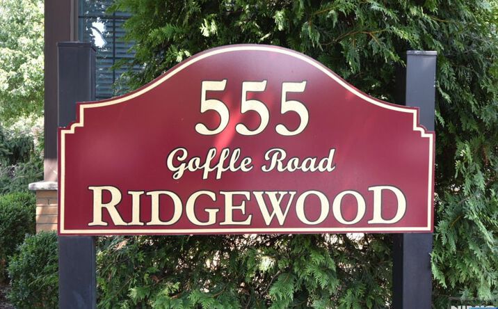 Pictures of Office property located at 555 Goffle Road, #220, Ridgewood, NJ 07450 for sales - image #1