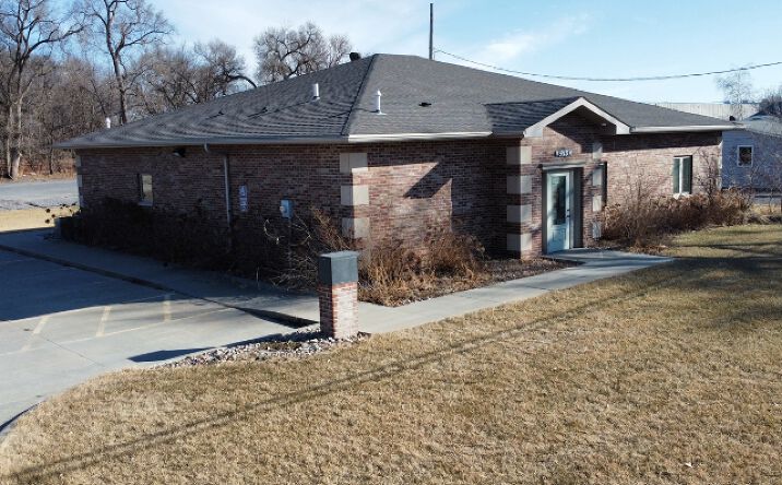 Pictures of Mixed Use, Office property located at 915 S Pine St, Norfolk, NE 68701 for sales - image #1