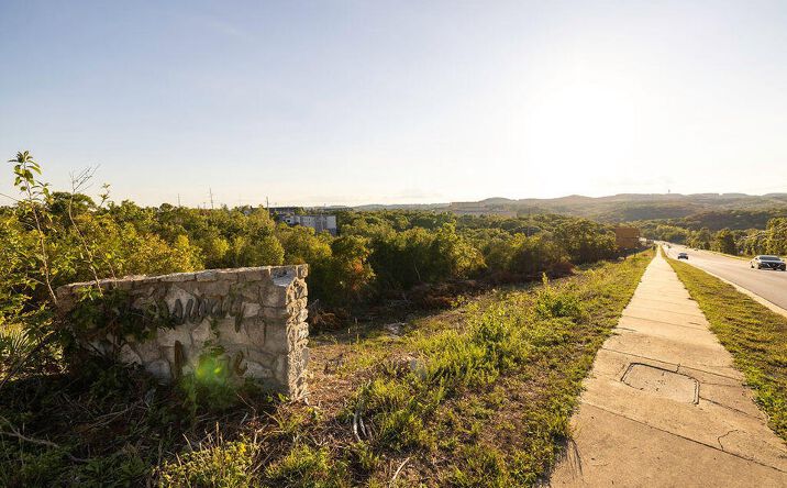 Pictures of Land property located at Shepherd of the Hills Expressway and E, Branson, MO 65616 for sales - image #1
