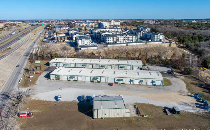 Pictures of Industrial property located at 221 I-20, Weatherford, TX 76087 for sales - image #1