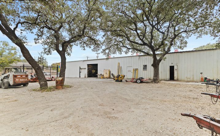 Pictures of Retail property located at 17645 Blanco Rd, San Antonio, TX 78232 for sales - image #1