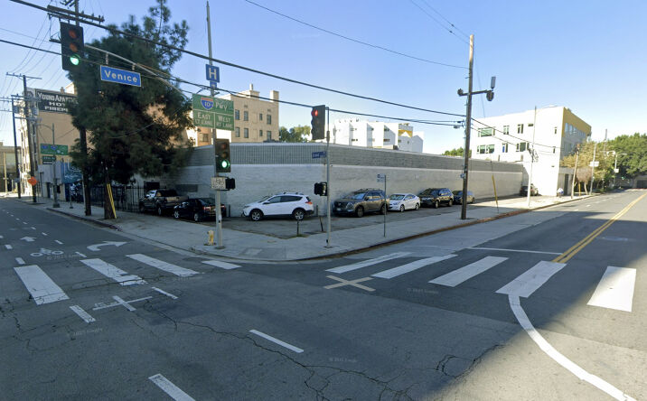 Pictures of Industrial property located at 1607 S Grand Ave, Los Angeles, CA 90015 for sales - image #1