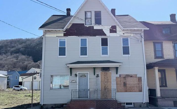 Pictures of Multifamily property located at 113-115 Adams St, Johnstown, PA 15901 for sales - image #1