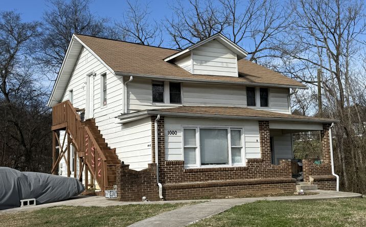 Pictures of Multifamily property located at 1000 Baker Ave, Knoxville, TN 37920 for sales - image #1