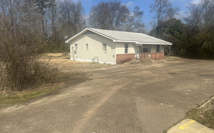 Pictures of Land property located at 2745 Flowood Dr, Flowood, MS 39232 for sales - image #1