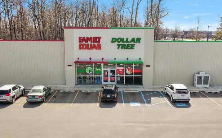 Pictures of Retail property located at 326 E Main St, Edmore, MI 48829, 315 N Main St, Olivet, MI 49076, 13095 M-40, Marcellus, MI 49067 for sales - image #1