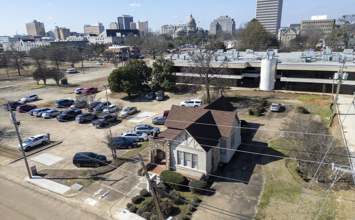 Pictures of Mixed Use, Office property located at 629 N Jefferson St, Jackson, MS 39202 for sales - image #1