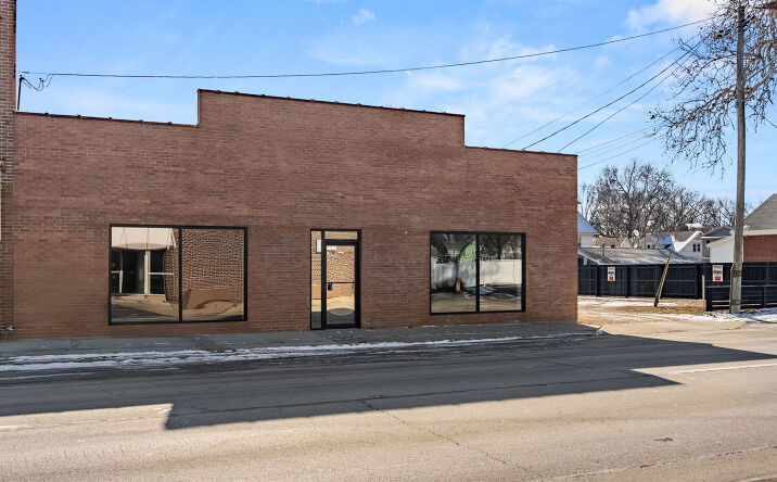 Pictures of Mixed Use property located at 1207 E 4th Street, Sterling, IL 61081 for sales - image #1