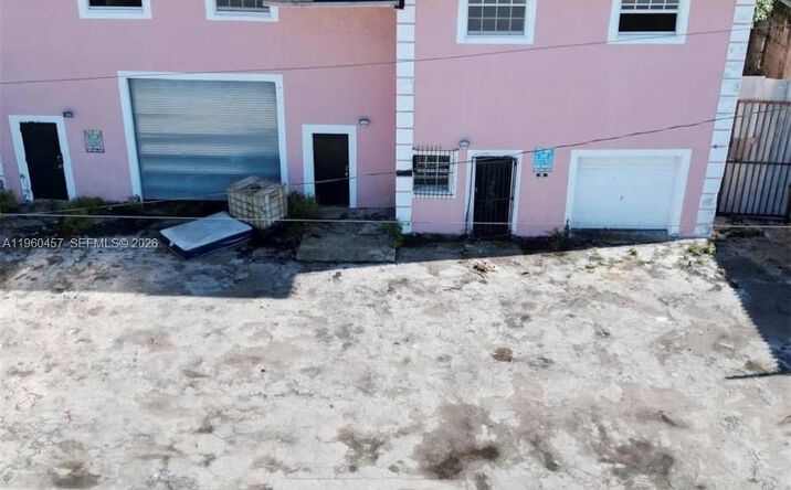 Pictures of Industrial property located at 3067 NW 54th St, Miami, FL 33142 for sales - image #1