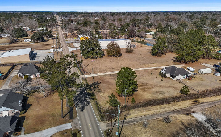 Pictures of Land, Mixed Use property located at 42238 Pumpkin Center Rd, Hammond, LA 70403 for sales - image #1