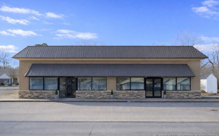 Pictures of Office, Retail property located at 729 S 6th Street, McAlester, OK 74501 for sales - image #1