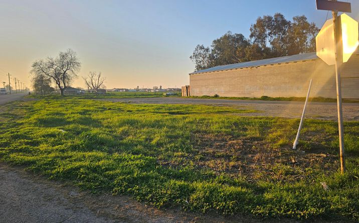 Pictures of Special Purpose property located at Iona Avenue, Lemoore, CA 93245 for sales - image #1