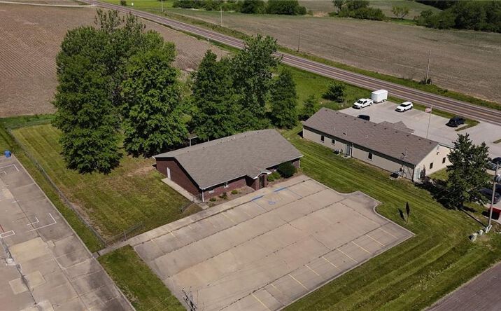 Pictures of Business for Sale, Retail, Office property located at 104 Bush Street, Plattsburg, MO 64477 for sales - image #1