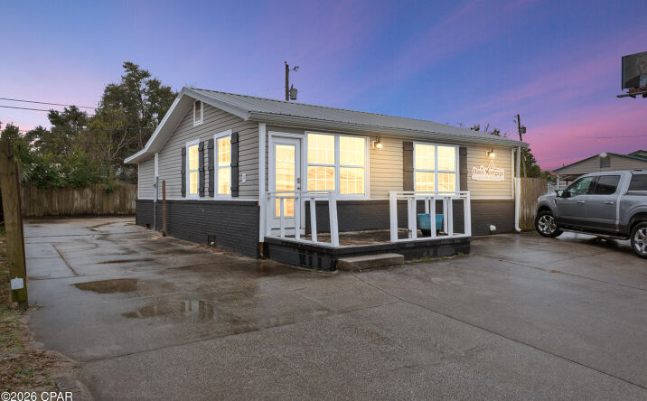 Pictures of Office property located at 3707 W 23rd Street, Panama City, FL 32405 for sales - image #1