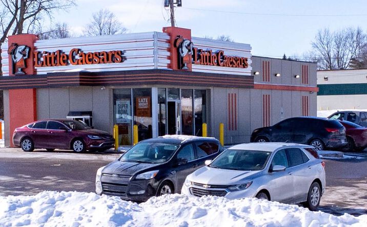Pictures of Retail property located at 1245 Park Ave W, Mansfield, OH 44906 for sales - image #1