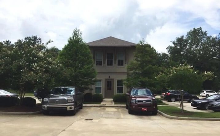 Pictures of Office property located at 2000 Preserve Lake Dr, Covington, LA 70433 for sales - image #1