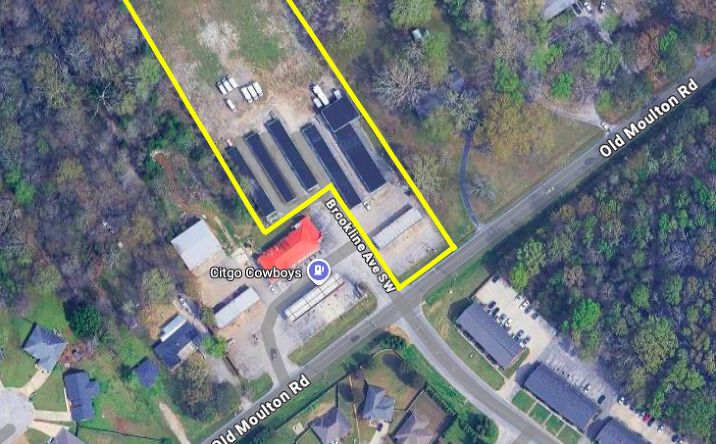 Pictures of Mixed Use, Retail, Self Storage property located at 2612 Old Moulton Rd SW, Decatur, AL 35603 for sales - image #1