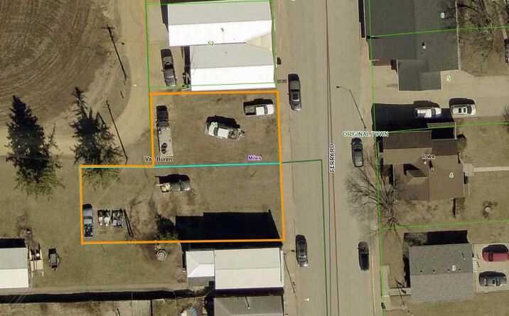 Pictures of Land property located at 338 Ferry Rd, Miles, IA 52064 for sales - image #1