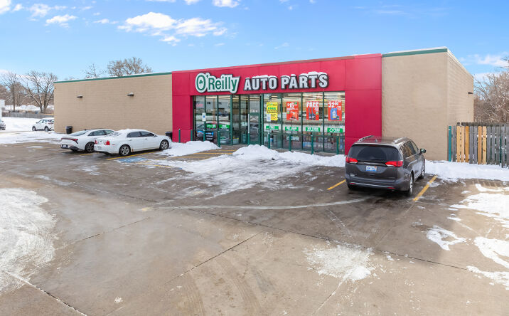 Pictures of Retail property located at 1419 E Columbia Ave, Battle Creek, MI 49014 for sales - image #1