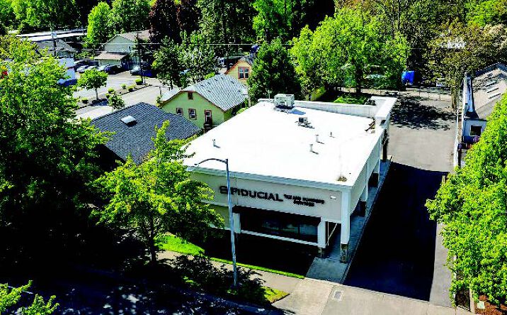 Pictures of Office property located at 1122 W 7th Ave, Eugene, OR 97402 for sales - image #1